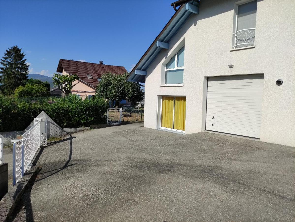 Duplex Independant, Dans Maison.